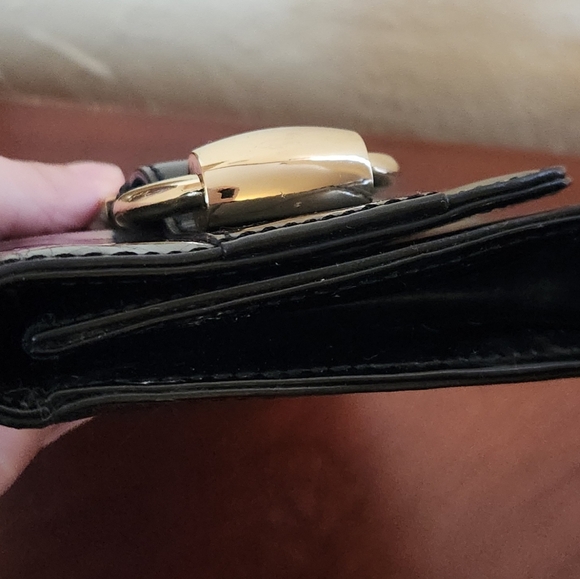 Gucci Romy Black Patent Leather Clutch - Picture 11 of 11